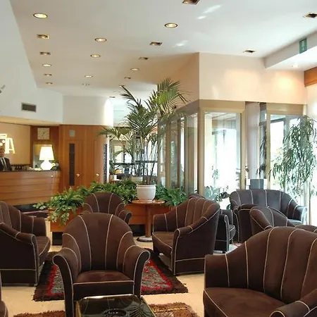 Grand Ambasciatori Wellness & キアンチャーノ・テルメ